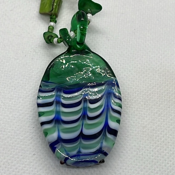 Glass Owl Necklace and Matching Earrings Green Blue and White - Picture 4 of 9